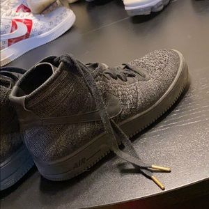 Nike fly knit shoes.